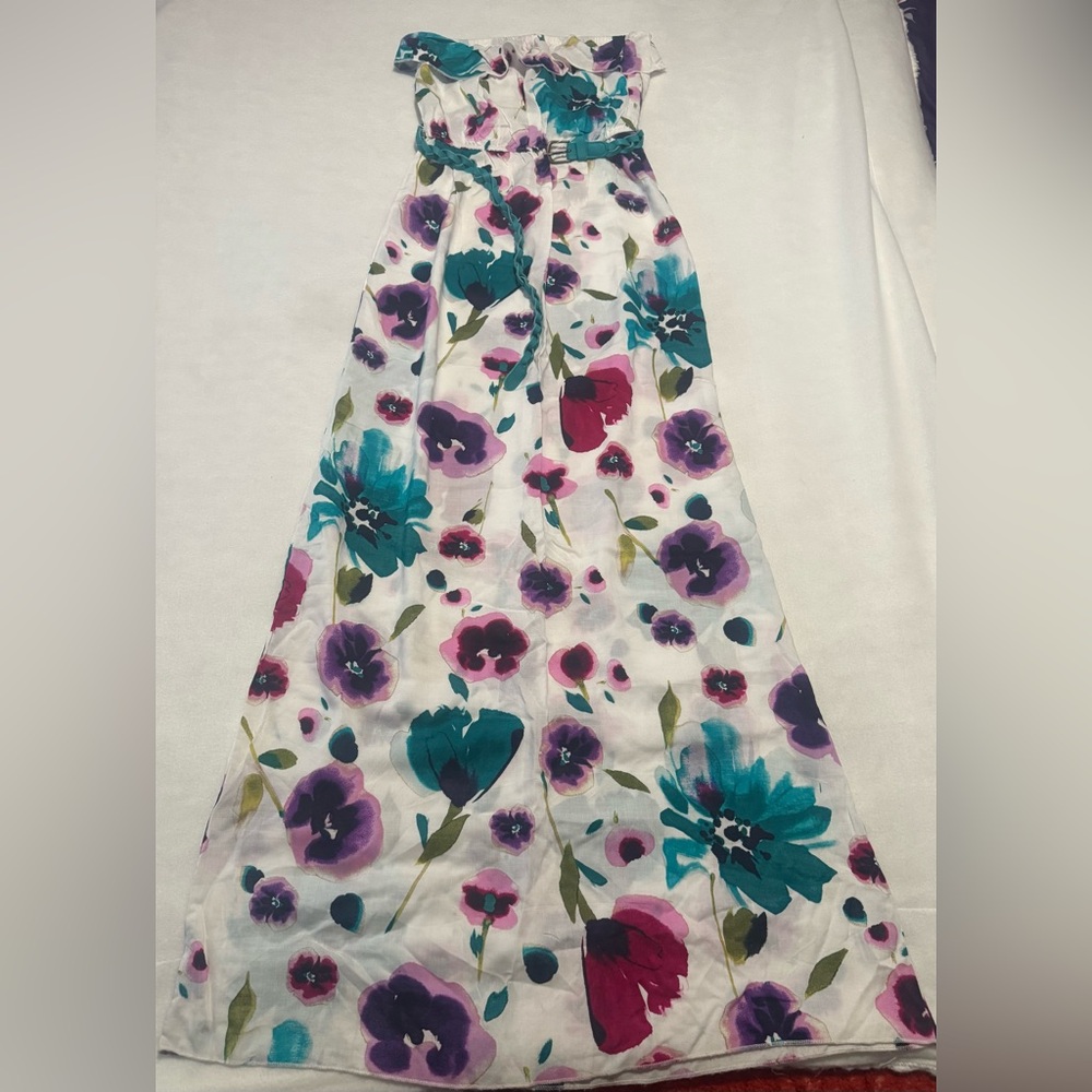 White Floral Strapless Maxi Dess with belt